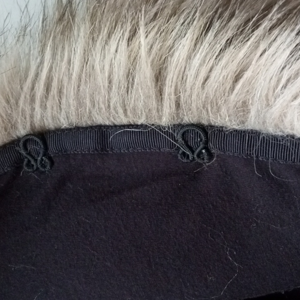Juicy Couture, wool, cotton, faux fur, fall, winter, back to school - Picture 5 of 9